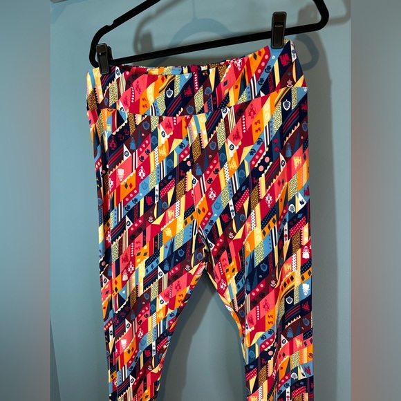 LuLaRoe Disney Princess Multi Color Leggings - Picture 3 of 7